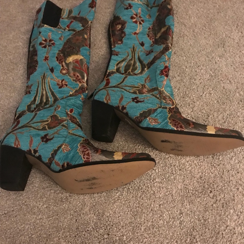 Hand sewn boots size 38